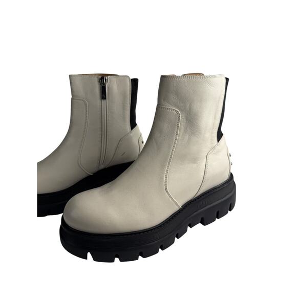 Aquatalia Skyler Water Resistant Lug Sole Platform Boot Off White Size 8 NWOB - Picture 7 of 13